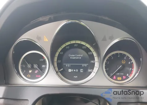 2010 Mercedes-Benz C 300 Luxury/Sport из США, поврежденный, VIN WDDGF5EB5AR125664